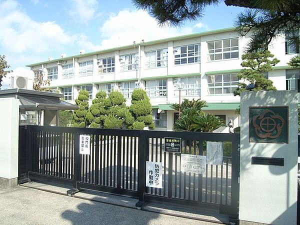 枚方市立津田小学校 1200m