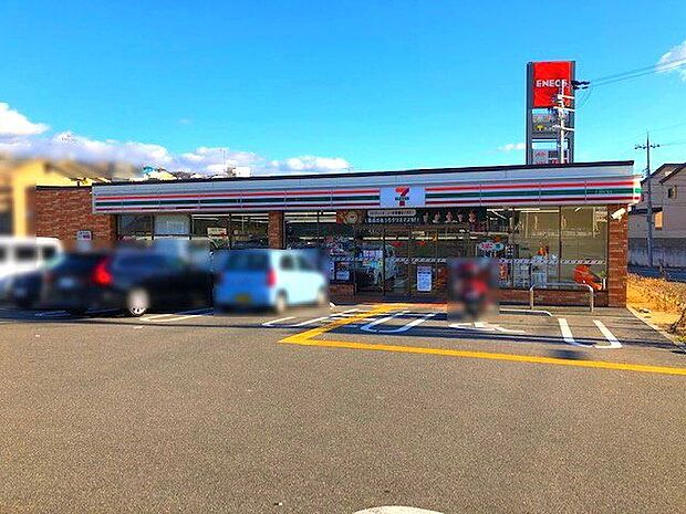 セブンイレブン京阪橋本駅南店 1300m