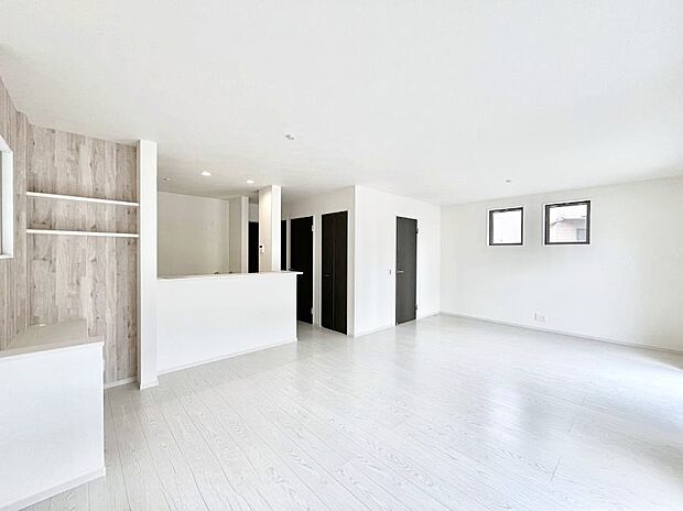 ◆2号棟◆〜Living〜 ここにはみんなが集い、食事と楽しい会話が始まる。話に夢中になりすぎて、ついつい時を忘れ夜半過ぎになってしまう。そんな束の間の幸せを感じさせてくれる場所でありたい。