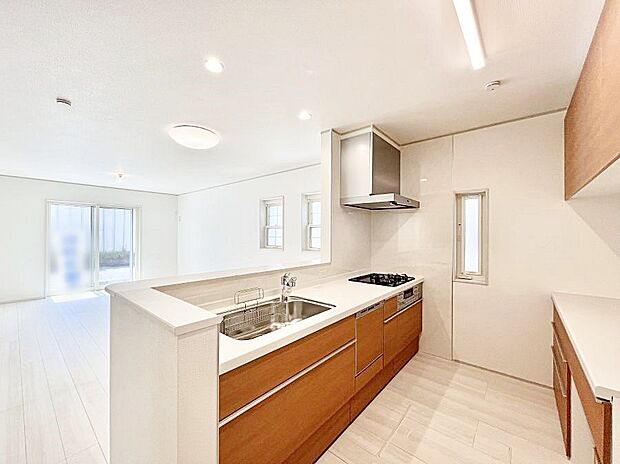 カウンター越しにお話しをしながら毎日のお料理をもっと楽しく