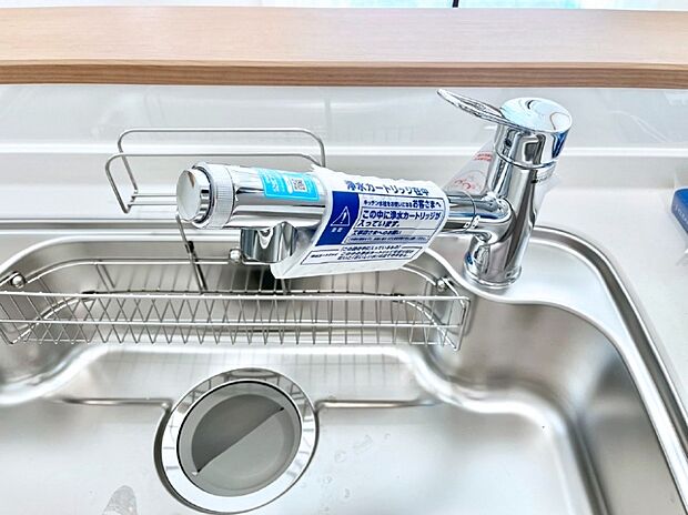 ◆2号棟◆いつでも清潔なおいしいお水を。一つの水栓で水道水と浄水を使い分け。