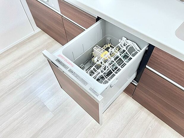◆2号棟◆面倒なお片づけは食洗機にお任せ！家事の負担が減って、時間にも気持ちにもゆとりができます。