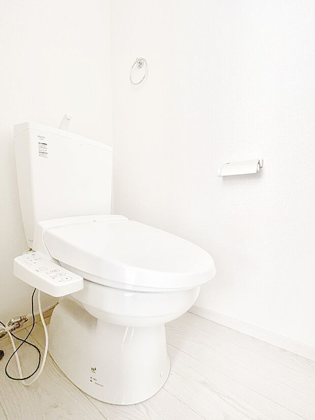 トイレは安心の2箇所！朝のバタバタも一安心です。 