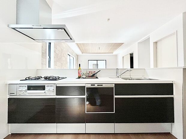 お料理を効率的に、楽しく！システムキッチン