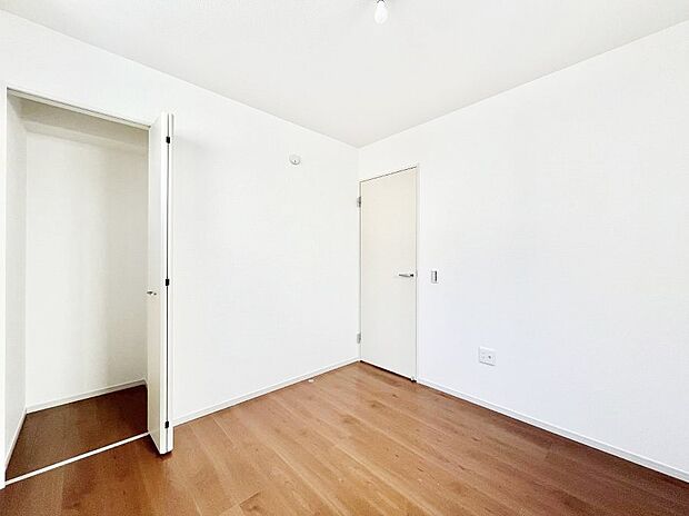 収納が充実しているので居住スペースを広々使えます