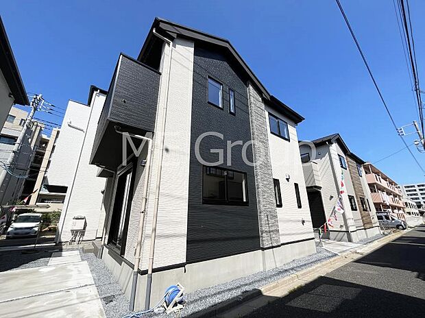 たっぷりの陽光と心地よい風が舞い込む住まい