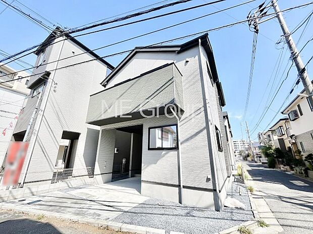 ◆6号棟◆～Exterior～　首都圏で憧れのスローライフ♪緑に囲まれた土地は都会の喧騒を忘れられそう。四季を通じて自然と触れ合えるスポットが周辺には盛りだくさん！住みたくなる家。暮らしたい町。