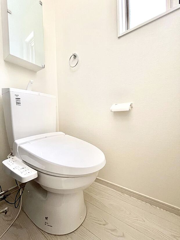 トイレは1階と2階それぞれに配置されていてとても便利です。