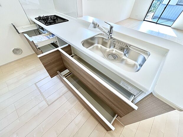 ◆2号棟◆使いやすさを優先したスライド式収納タイプ!