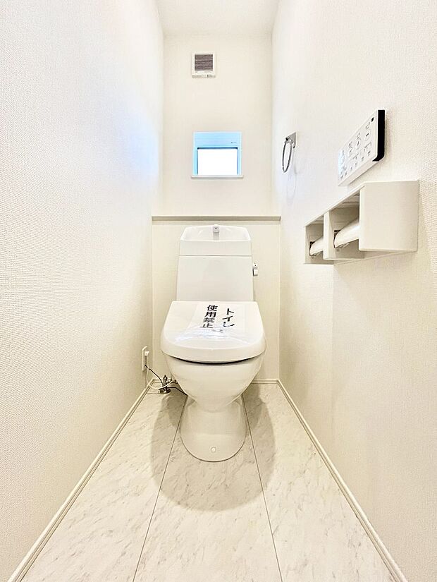 トイレは1階と2階それぞれに配置されていてとても便利です。 