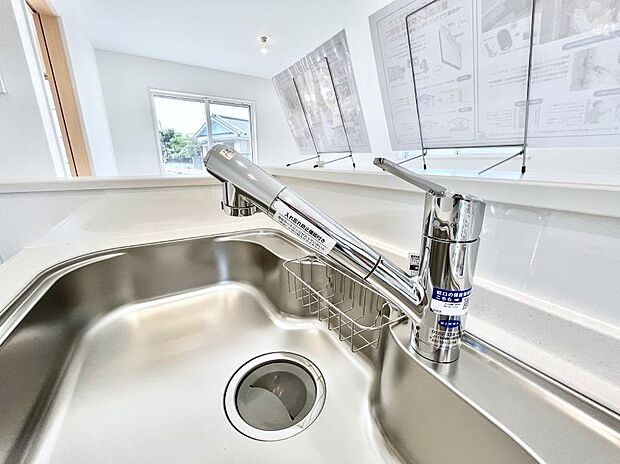 ◆1号棟◆毎日飲むお水だから浄水したお水をどうぞ！カートリッジを変えるだけの簡単設置で浄水されたお水が飲めるようになります。