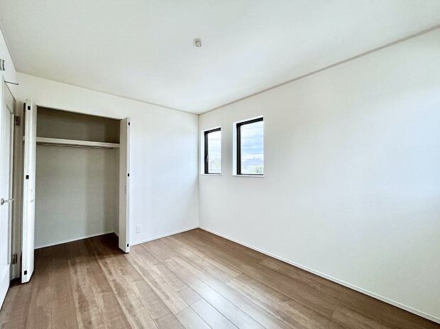 子供部屋にもおすすめな収納スペースたっぷりの居室