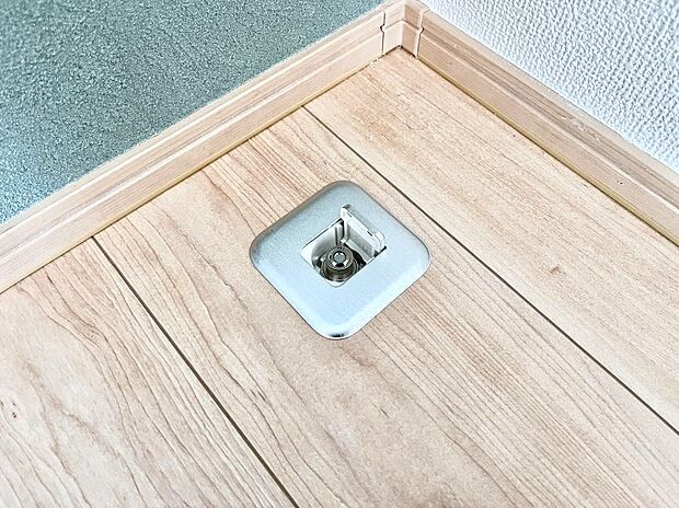 ガスコンセントがあれば足元からすぐに温まるガスファンヒーターを設置できます！  