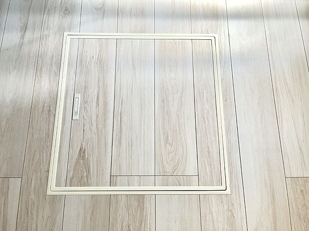 床下収納付き！日用品・非常用品の収納にも大活躍。