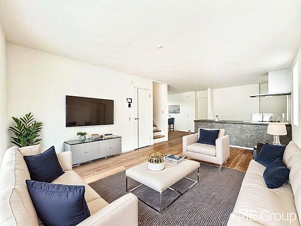 家族の和やかな会話が聞こえてきそう。開放感のあるリビングです※家具はCGです