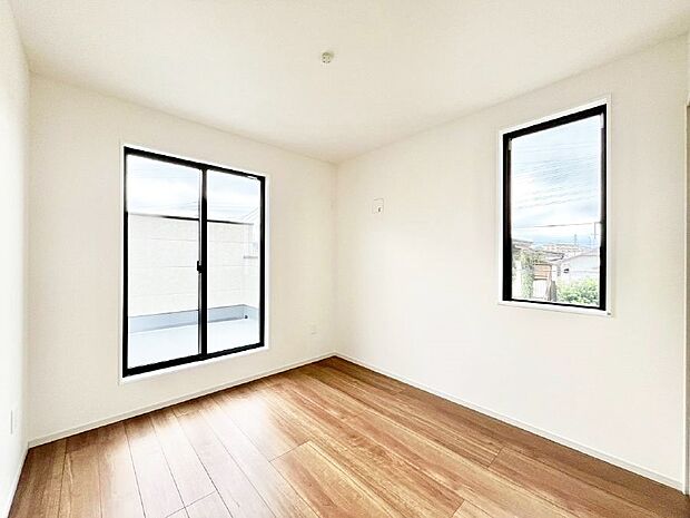 子ども部屋にぴったりの明るい空間。