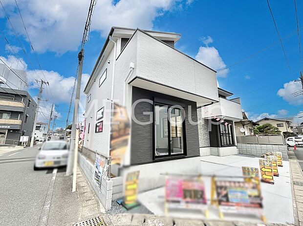 洗練された外観、上質な住空間が広がる室内は永く安心して過ごせる住居です。 