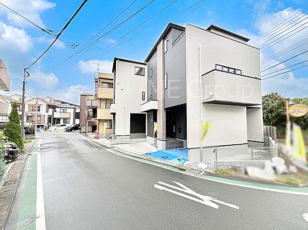 〜Exterior〜　前面道路：南 8.96m 公道、東 6.61m 公道、西 6.45m 公道　子育て環境良好です♪♪周辺環境もあわせてご案内させて頂きます。