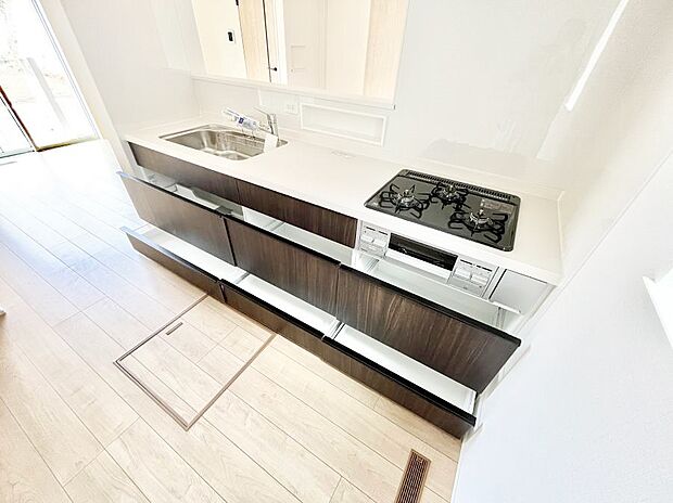 ◆4号棟◆使いやすさを優先したスライド式収納タイプ!