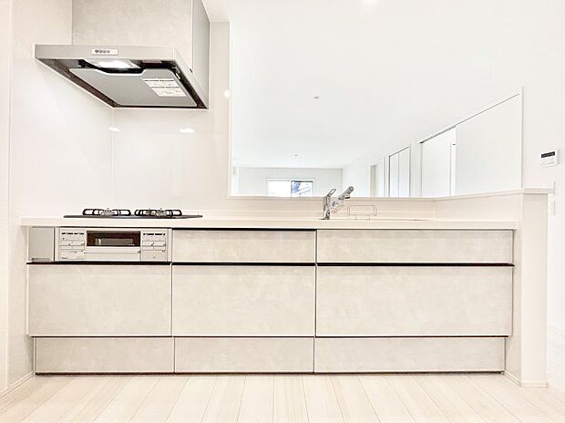 毎日使うキッチンだから、使いやすさ&お手入れのしやすさにこだわりました。