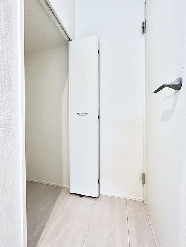 便利なリネン庫で、スッキリした使いやすい洗面室に  