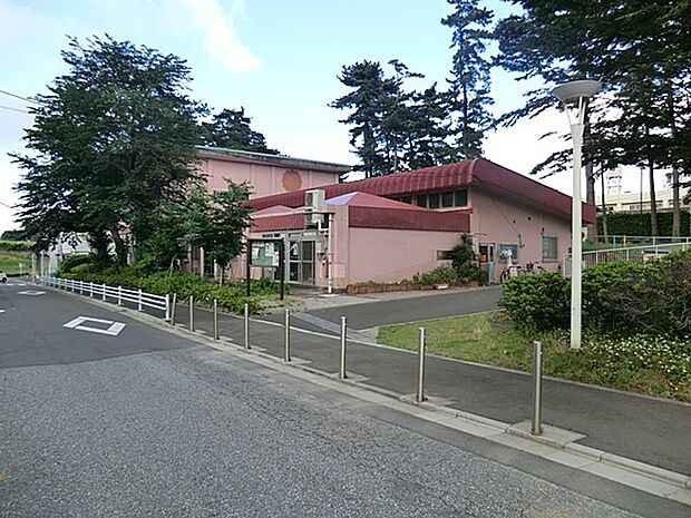 幼稚園・保育園 850m 高根台保育園