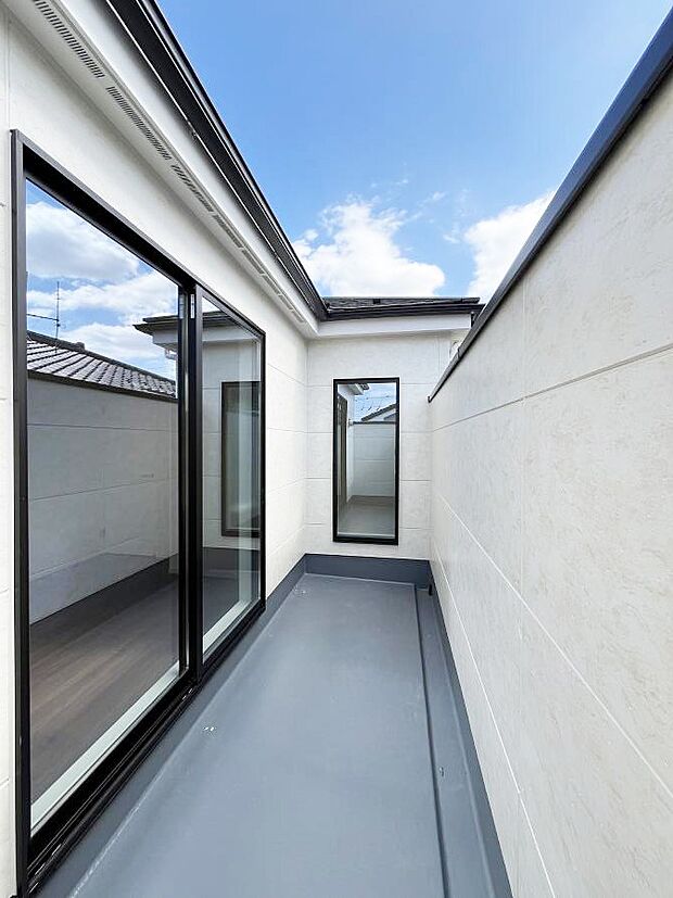 風通しの良いバルコニー