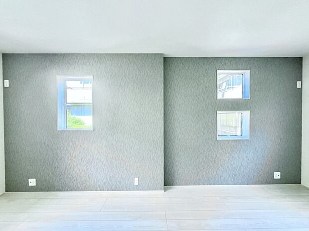 〜Bed Room〜 忙しく過ぎゆく日常を置き去るほど、ゆったりした時間が流れる住環境。『快適』は「家」と「街」と「環境」が調和した時に訪れるだと改めて感じさせてくれます。