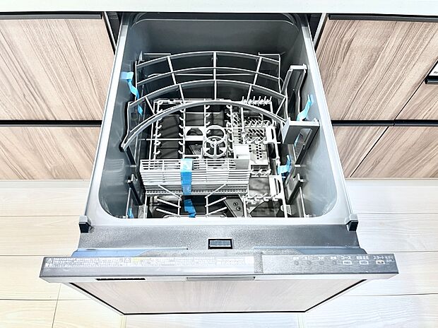 ◆2号棟◆面倒なお片づけは食洗機にお任せ!家事の負担が減って、時間にも気持ちにもゆとりができます。