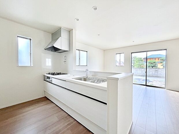 カウンター越しにお話しをしながら毎日のお料理をもっと楽しく