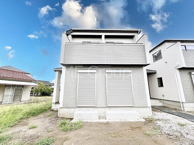 たっぷりの陽光と心地よい風が舞い込む住まい 