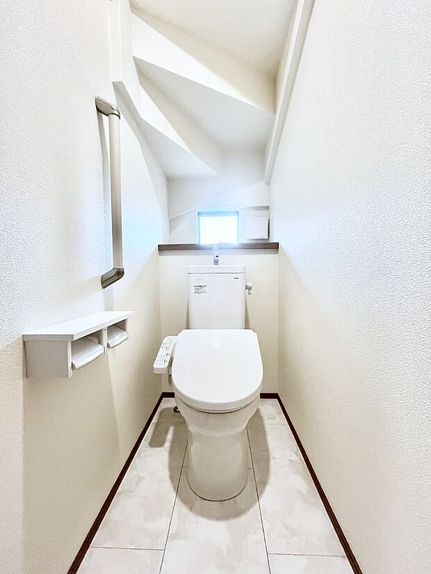 トイレは1階と2階それぞれに配置されていてとても便利です。 