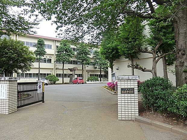 中学校 650m 千葉市立稲毛中学校