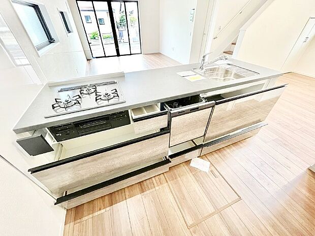 ◆2号棟◆使いやすさを優先したスライド式収納タイプ！