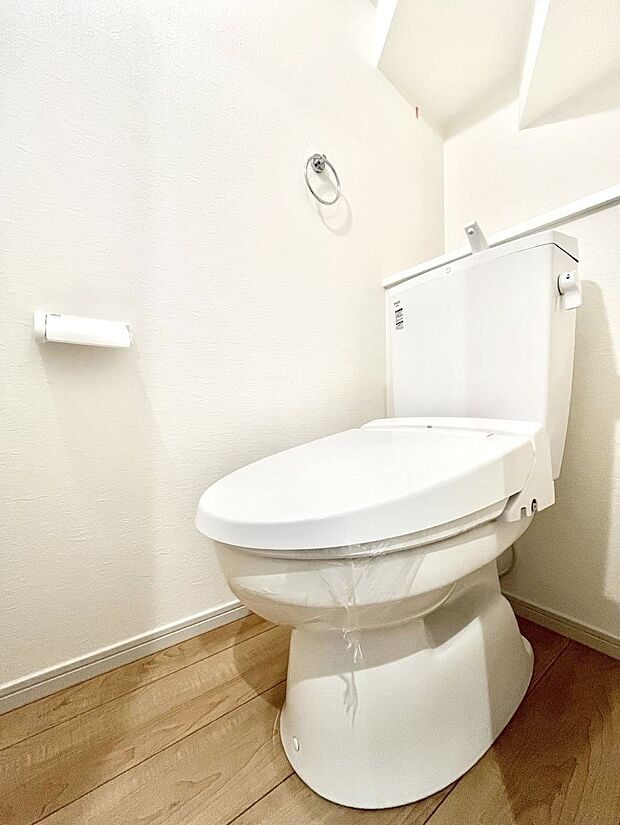 トイレは1階と2階それぞれに配置されていてとても便利です。 