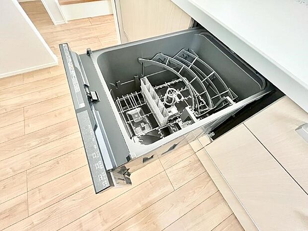 面倒なお片づけは食洗機にお任せ!家事の負担が減って、時間にも気持ちにもゆとりができます。