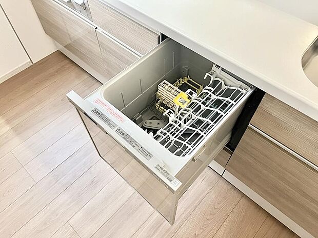 面倒なお片づけは食洗機にお任せ!家事の負担が減って、時間にも気持ちにもゆとりができます。