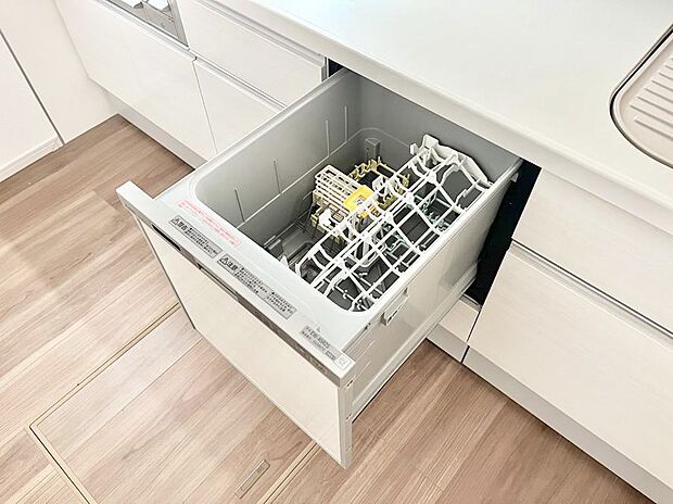 ◆2号棟◆面倒なお片づけは食洗機にお任せ！家事の負担が減って、時間にも気持ちにもゆとりができます。