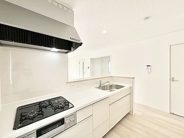 カウンター越しにお話しをしながら毎日のお料理をもっと楽しく