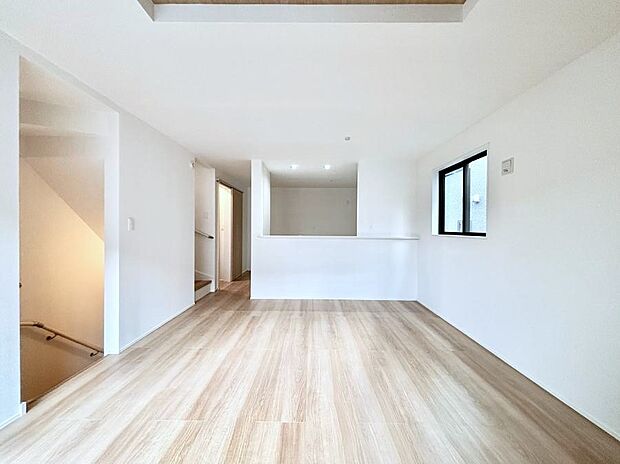 ◆1号棟◆~Living~ ここにはみんなが集い、食事と楽しい会話が始まる。話に夢中になりすぎて、ついつい時を忘れ夜半過ぎになってしまう。そんな束の間の幸せを感じさせてくれる場所でありたい。