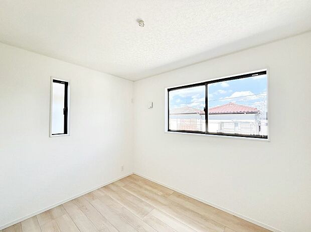 2面採光を確保した明るい空間。家族みんなが快適な暮らしを実現する設計です。