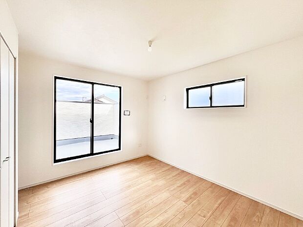 2面採光を確保した明るい空間。家族みんなが快適な暮らしを実現する設計です。