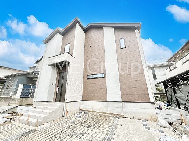 〜Exterior〜 首都圏で憧れのスローライフ♪緑に囲まれた土地は都会の喧騒を忘れられそう。四季を通じて自然と触れ合えるスポットが周辺には盛りだくさん!住みたくなる家。暮らしたい町。