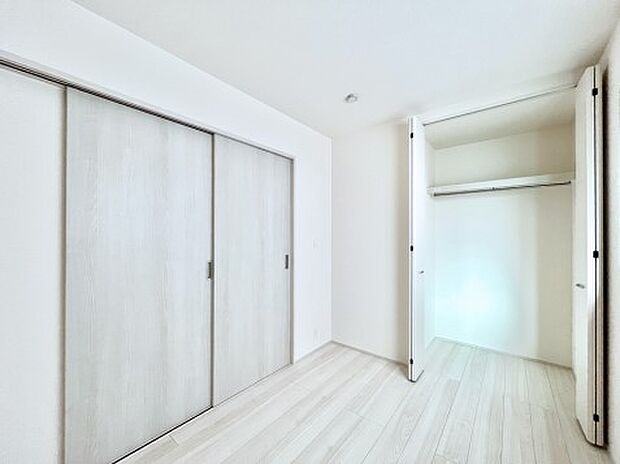 ◆1号棟◆~Bed Room~ 子供部屋はお子様にとって大変重な役割があります。子供一人で過ごす空間を与えることで、宿題や勉強時間も自然と増えまた自ら部屋の片付けや掃除なども促すことに繋がります。