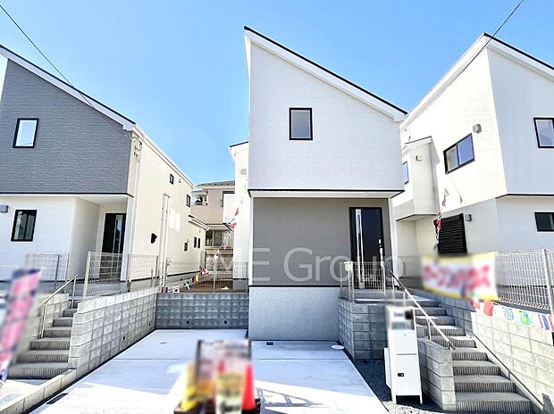 ◆3号棟◆~Exterior~ 忙しく過ぎゆく日常を置き去るほど、ゆったりした時間が流れる住環境。『快適』は「家」と「街」と「環境」が調和した時に訪れるだと改めて感じさせてくれます。