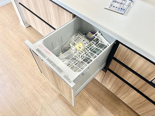 面倒なお片づけは食洗機にお任せ！家事の負担が減って、時間にも気持ちにもゆとりができます。