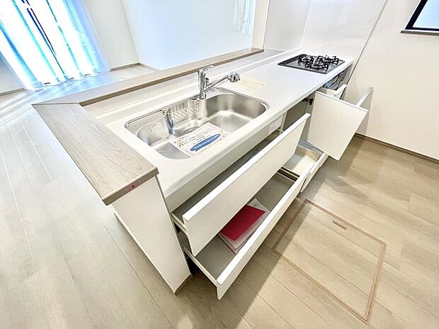 ◆A号棟◆使いやすさを優先したスライド式収納タイプ!