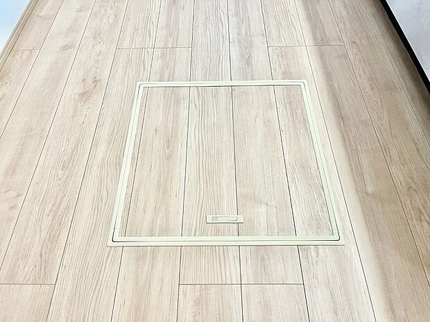 床下収納付き!日用品・非常用品の収納にも大活躍。