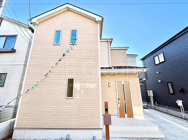 ◆B号棟◆〜Exterior〜　周辺には学校や買物施設もあり生活、子育てに適した環境が広がっています！「永住地」として、物件のご見学だけではなく、周辺の環境や通学できる学校についてもご相談ください！