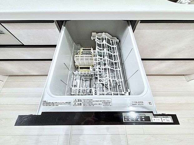 面倒なお片づけは食洗機にお任せ!家事の負担が減って、時間にも気持ちにもゆとりができます。